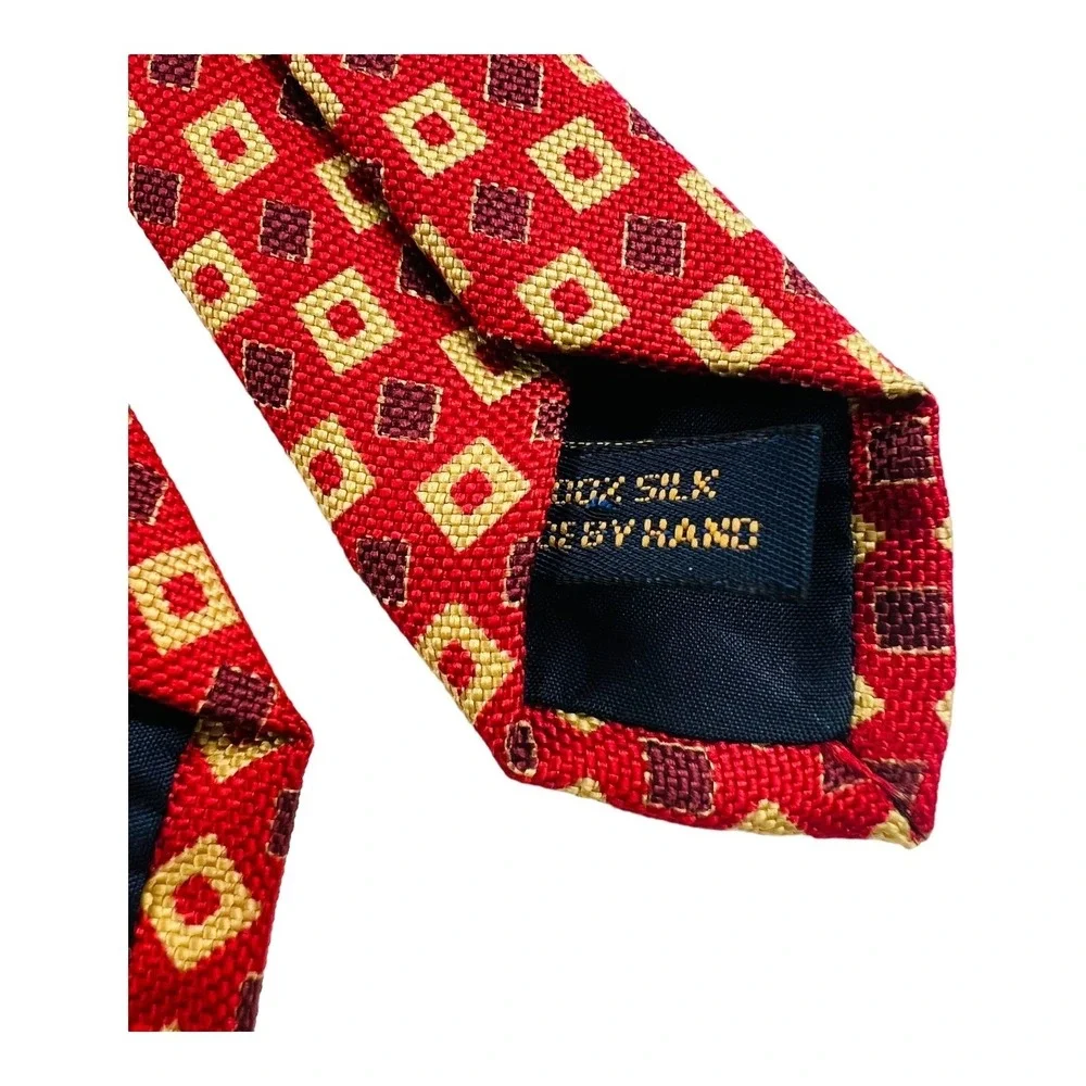 Coach Red‎ w/ Gold Square Silk Tie Mens Size 3.75